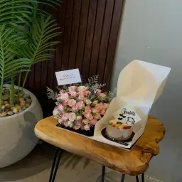 بوكس السعادة